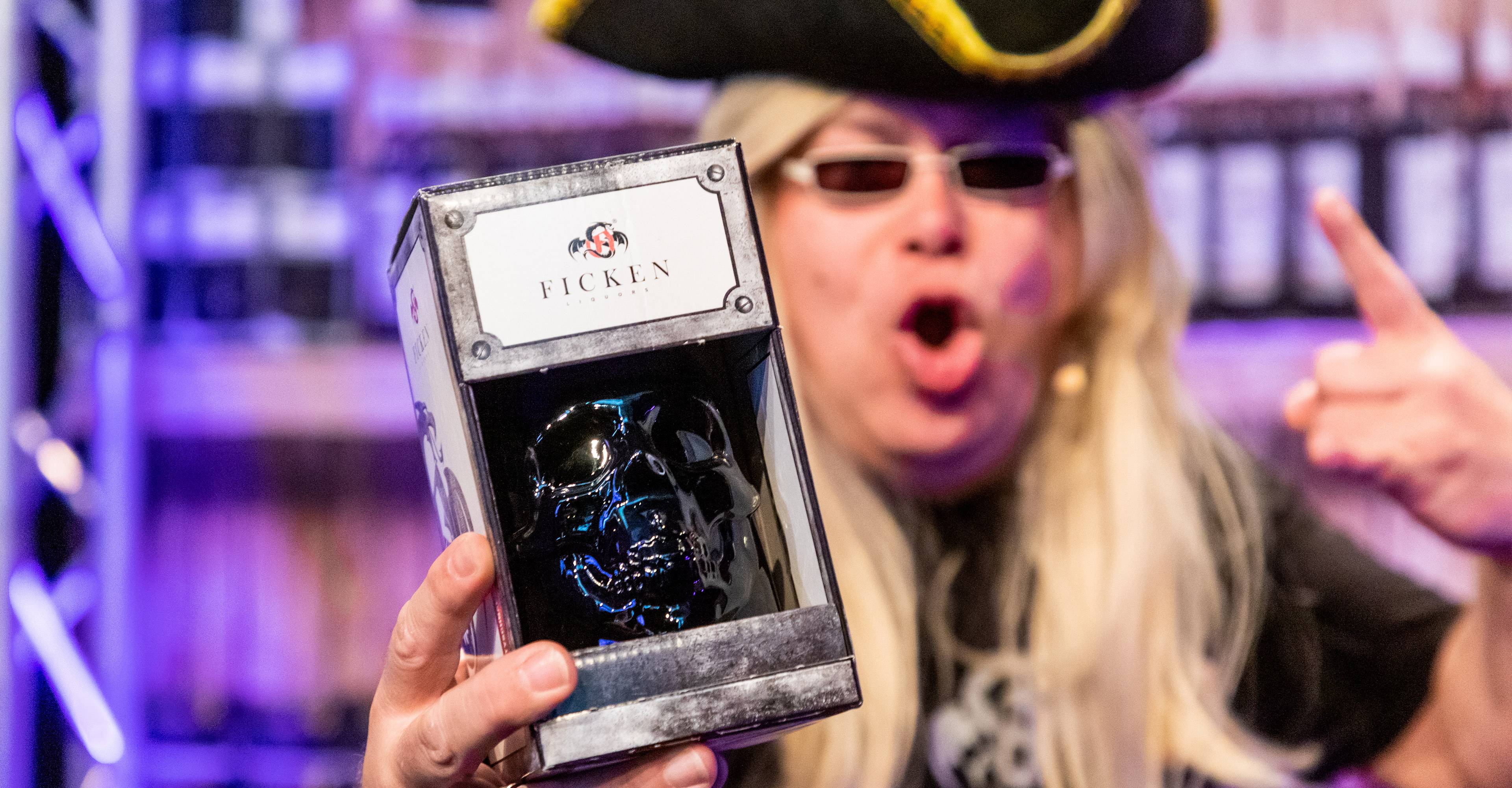 FICKEN Pirat 0,5l - das ausgefallene Geschenk