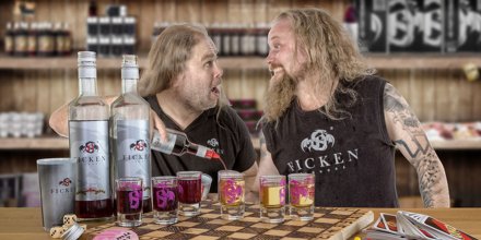 Trinkspiele mit FICKEN